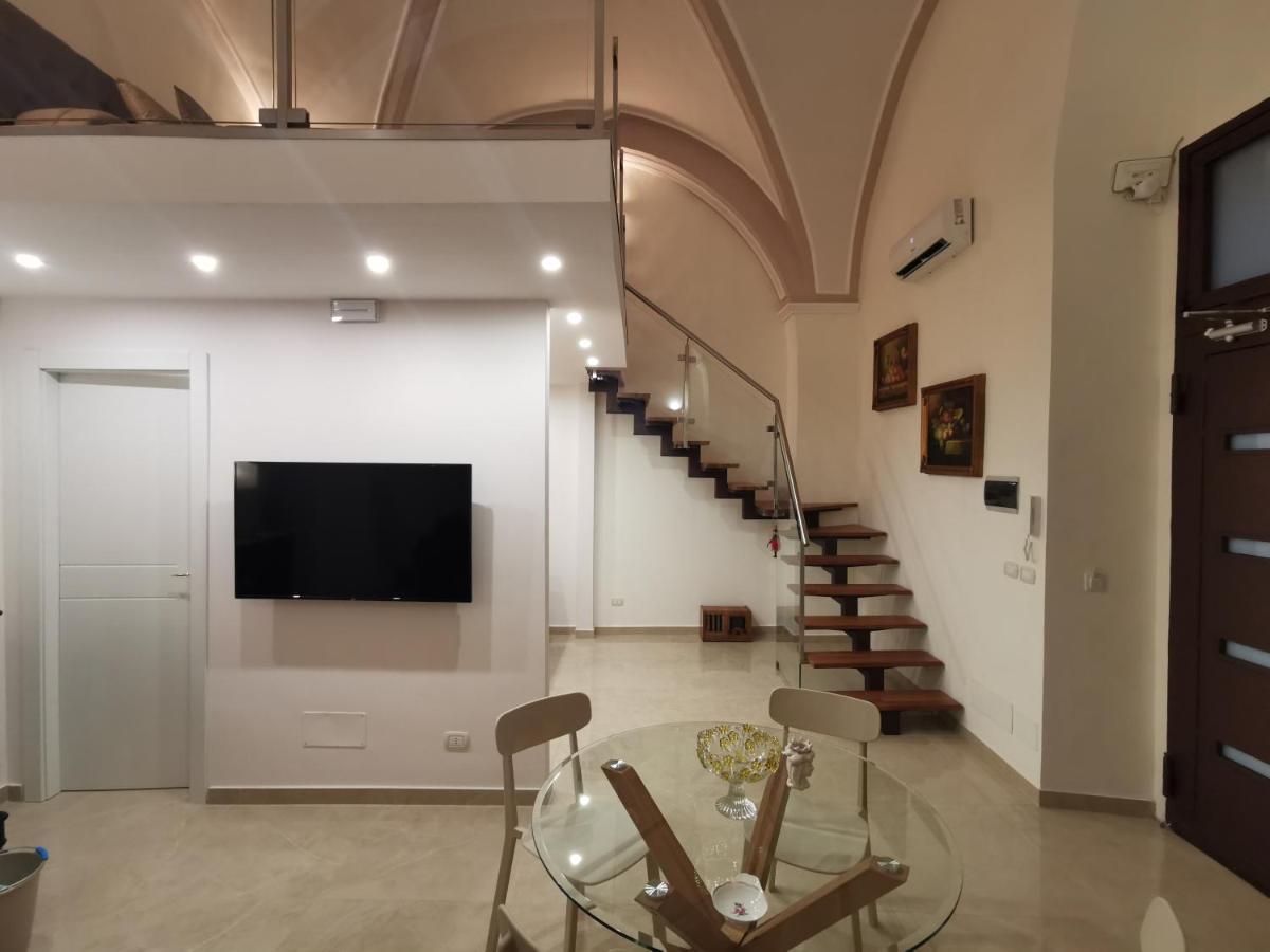 Dimora Del Monsignore Apartment Катания Екстериор снимка